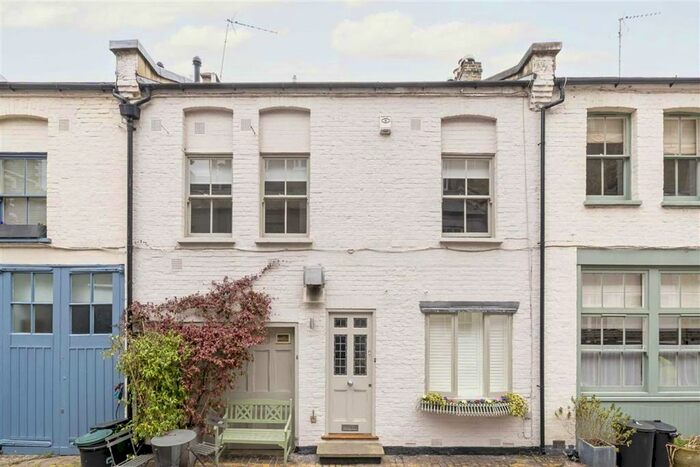 3 Bedroom Property To Rent In Ensor Mews, London, SW7