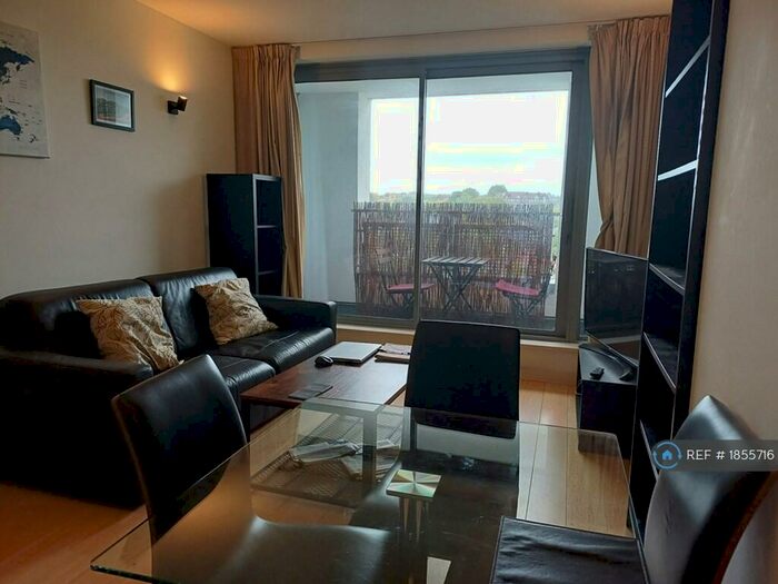 1 Bedroom Flat To Rent In California Building, London, SE13