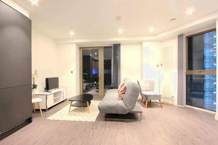 1 Bedroom Flat To Rent In Royal Dock West, Western Gateway, London, E16