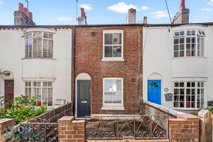 2 Bedroom Terraced House For Sale In Frederick Gardens, Brighton, East Sussex, BN1