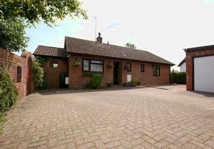 2 Bedroom Bungalow To Rent In Huntick Road, Lytchett Matravers, Poole, Dorset, BH16