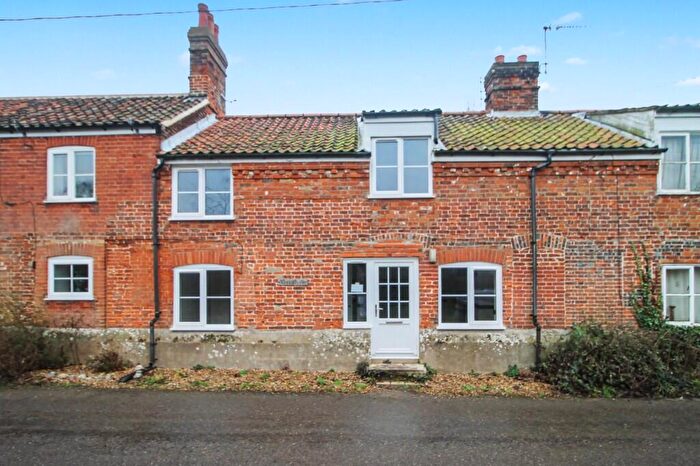 2 Bedroom Terraced House To Rent In The Street, Suffield, NR11
