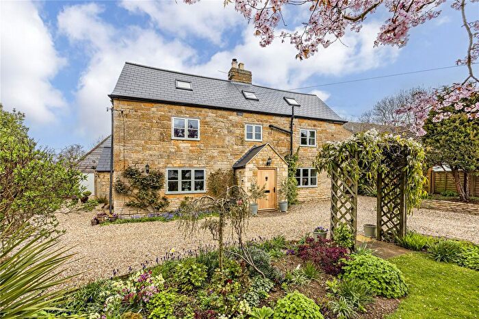 5 Bedroom Detached House For Sale In Beckford Road, Alderton, Gloucestershire, GL20