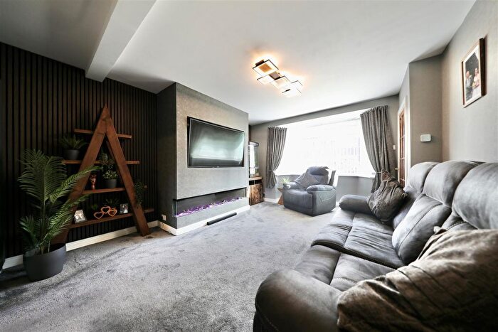 2 Bedroom Terraced House For Sale In Camborne Grove, Hull, HU8