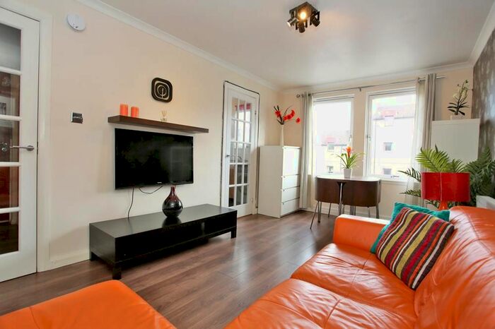 1 Bedroom Flat To Rent In Headland Court, Aberdeen, AB10