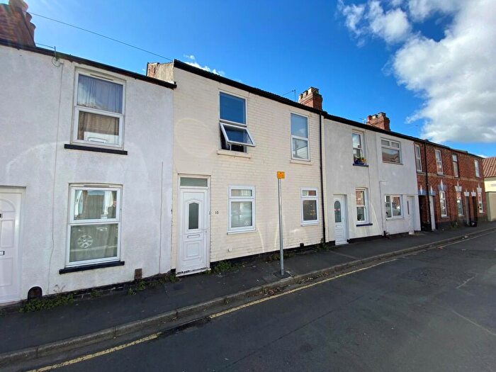 6 Bedroom Terraced House For Sale In Victoria Terrace, Lincoln, Lincolnshire, LN1
