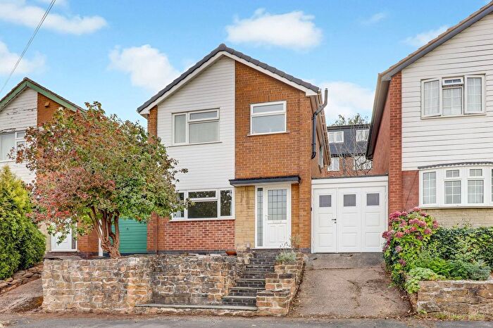 3 Bedroom Detached House For Sale In Crich View, Nottingham, NG5