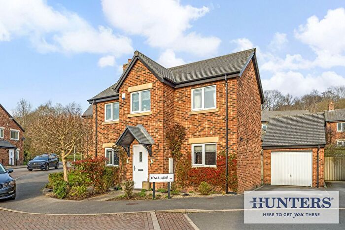 3 Bedroom Detached House For Sale In Thomas Drive, Guiseley, Leeds, LS20