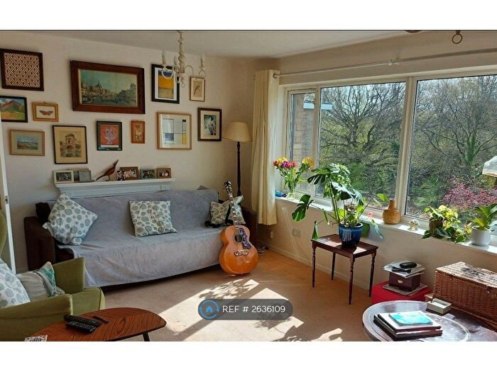 2 Bedroom Flat To Rent In Croxley Green, Rickmansworth, WD3