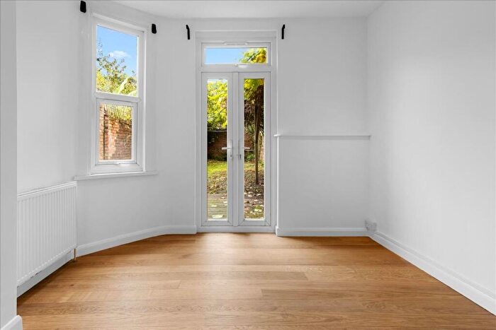 2 Bedroom Flat To Rent In Herbert Gardens, Kensal Rise, London, London Borough Of Brent, NW10