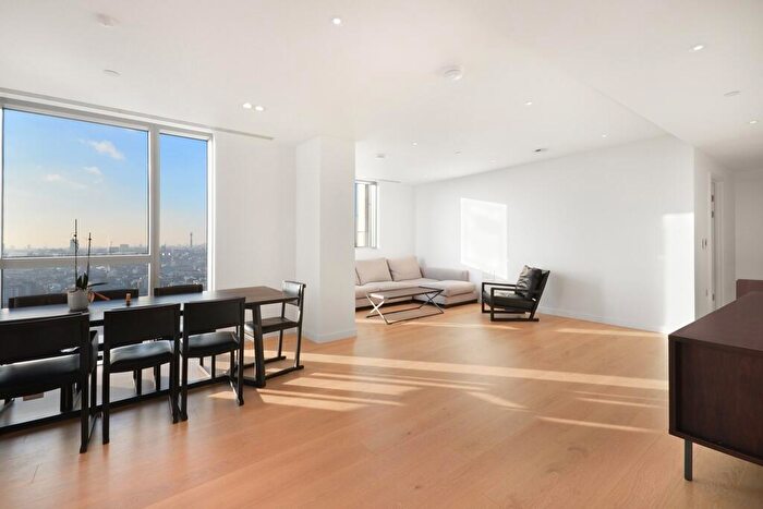 2 Bedroom Apartment To Rent In City Road London, EC1V