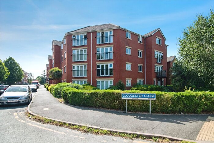 2 Bedroom Flat To Rent In Gloucester Close, Redditch, B97