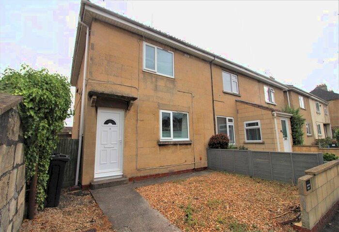 3 Bedroom End Of Terrace House To Rent In Shophouse Road, Bath, BA2