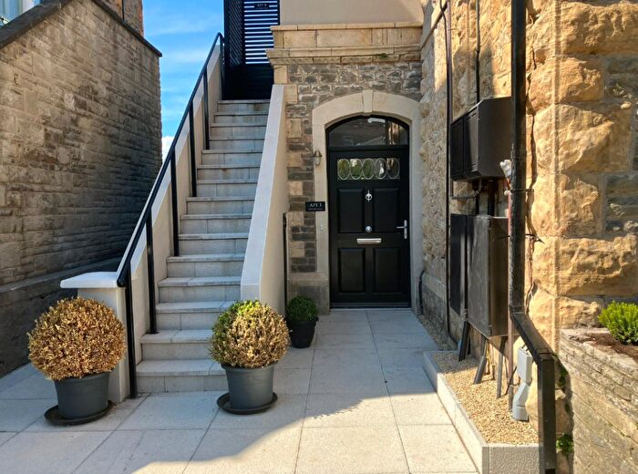 1 Bedroom Apartment To Rent In Woodlands Road, Clevedon, BS21