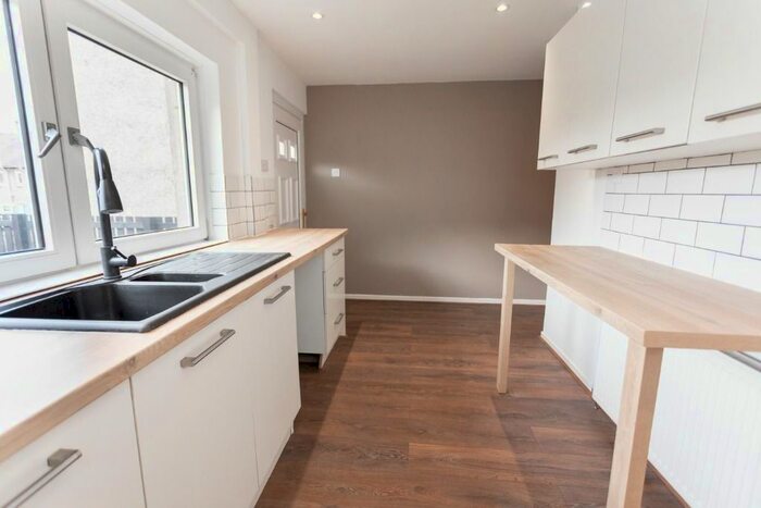 2 Bedroom Detached House To Rent In Corsewall Street, Coatbridge, North Lanarkshire, ML5