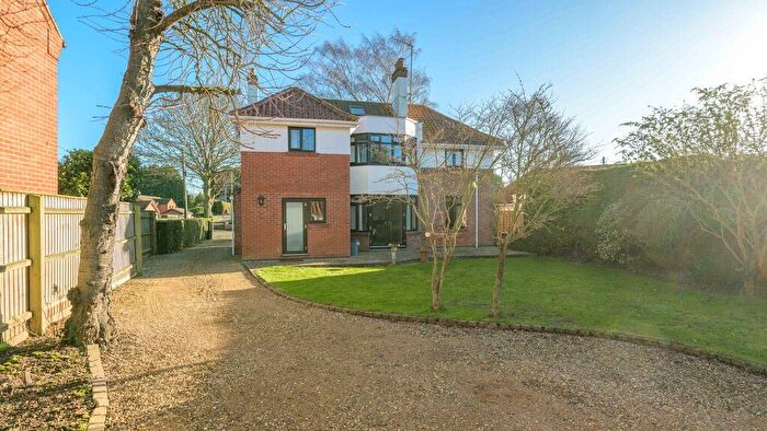 4 Bedroom Detached House For Sale In New Road, Sutton Bridge, Spalding, Cambs, PE12