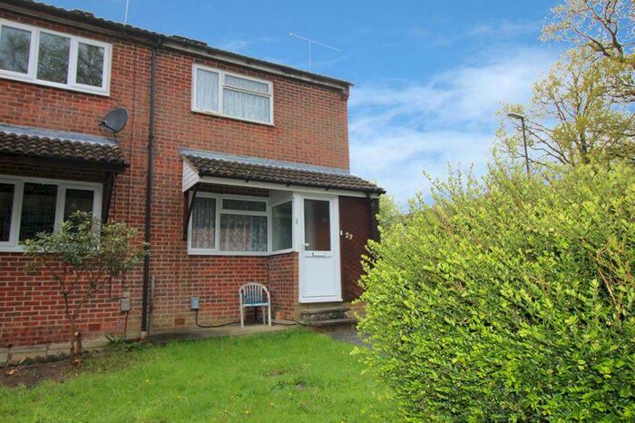 1 Bedroom Terraced House To Rent In Hedgeside, Crawley, RH11