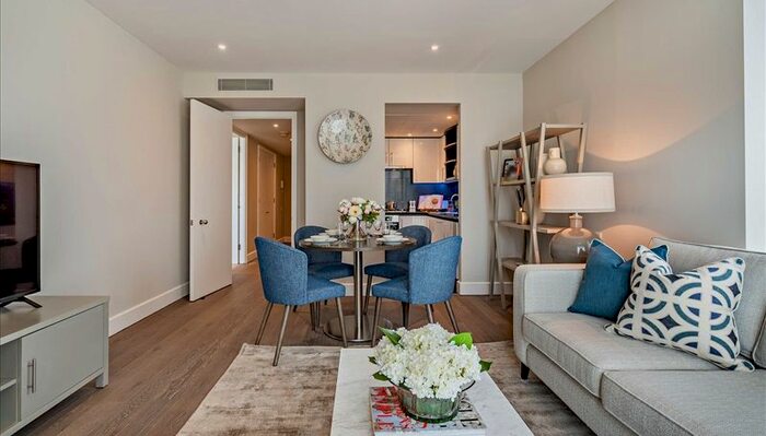 1 Bedroom Flat To Rent In Circus Apartments, West Ferry Circus, E14