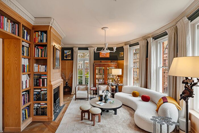 3 Bedroom Flat For Sale In Bramham Gardens, London, SW5