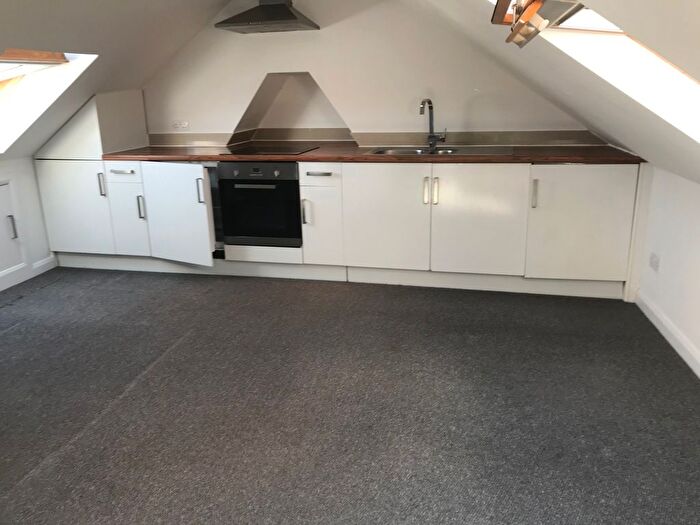 Studio To Rent In South Street, Tarring, BN14