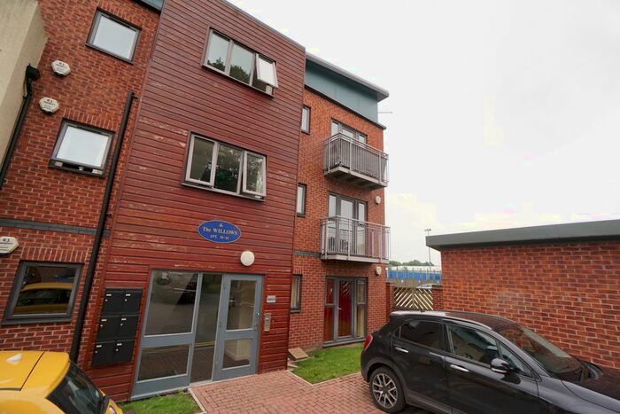 2 Bedroom Flat To Rent In Apartment 59, The Willows, Sheffield, South Yorkshire S6
