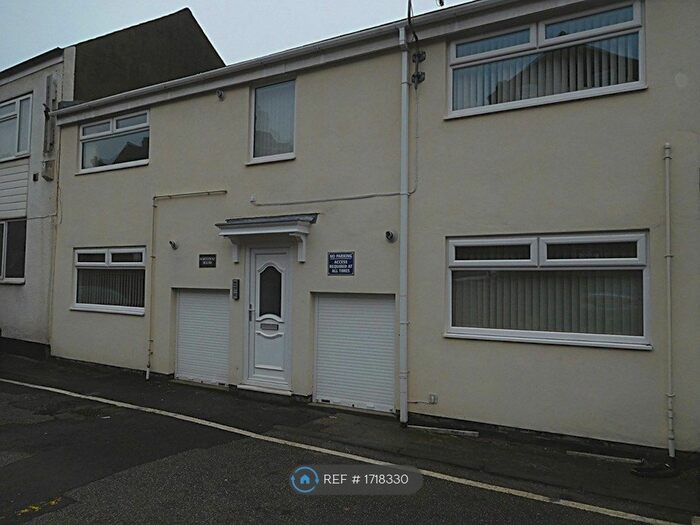 1 Bedroom Flat To Rent In Northway House, St Annes, FY8