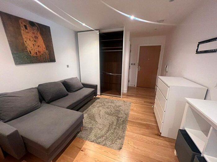 Studio To Rent In Elstree Apartments, Grove Park, London, NW9
