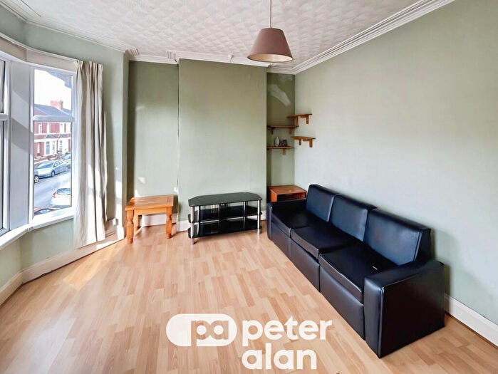 1 Bedroom Flat To Rent In Cwmdare Street, CF24