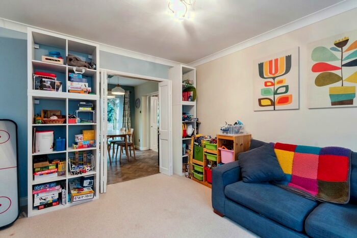 4 Bedroom Detached House For Sale In Brielen Road, Radcliffe-On-Trent, Nottingham, Nottinghamshire, NG12