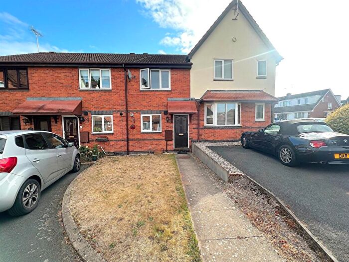 2 Bedroom House To Rent In The Briars, Hagley, Stourbridge, DY9