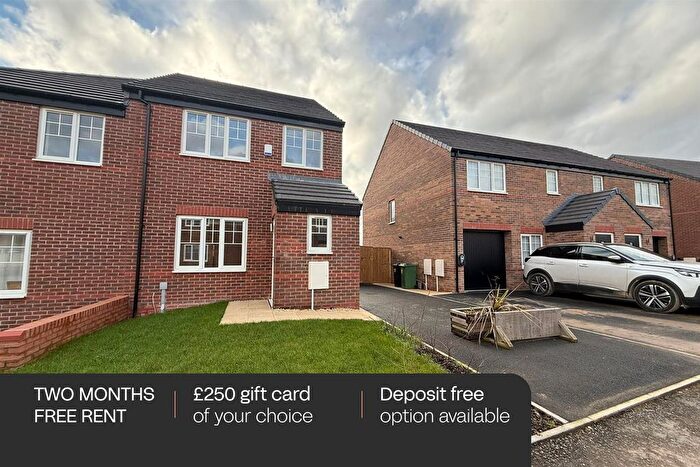 3 Bedroom Semi-Detached House To Rent In Earls Park, Chesterfield, S42