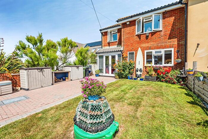 5 Bedroom Semi-Detached House For Sale In Coast Road, Normans Bay, Pevensey, BN24