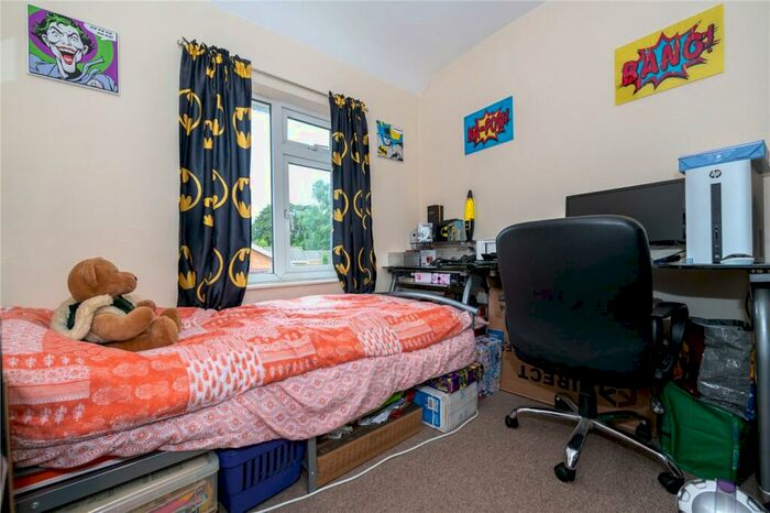 3 Bedroom Terraced House For Sale In Eastcliffe Square, Caythorpe, Grantham, Lincolnshire, NG32