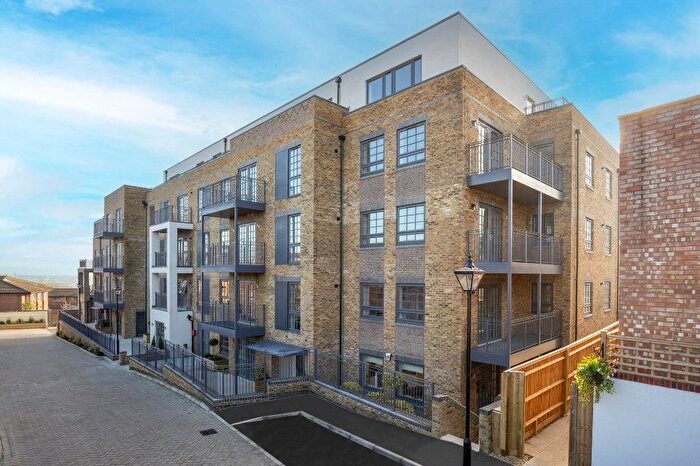 1 Bedroom Flat For Sale In Intaglio House, Jude Street, Barnet, EN5
