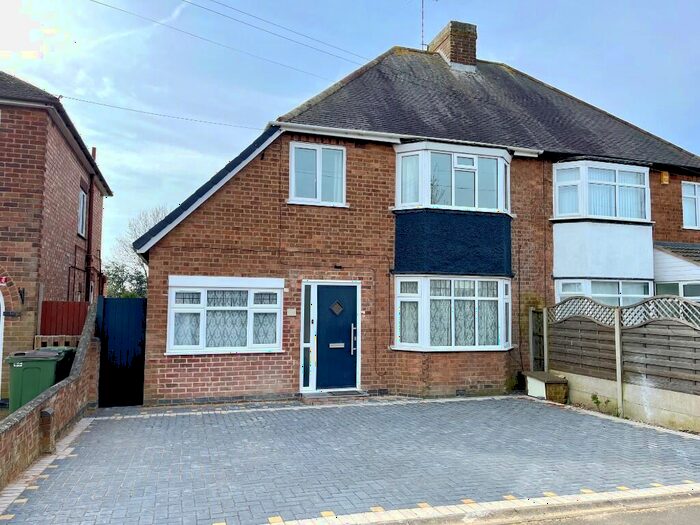 3 Bedroom Semi-Detached House To Rent In Uplands Road, Oadby, Leicester, Leicestershire, LE2