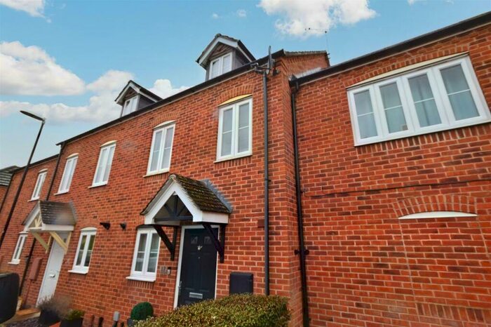 3 Bedroom Town House To Rent In Endicott Bend, Banner Brook, Coventry, CV4