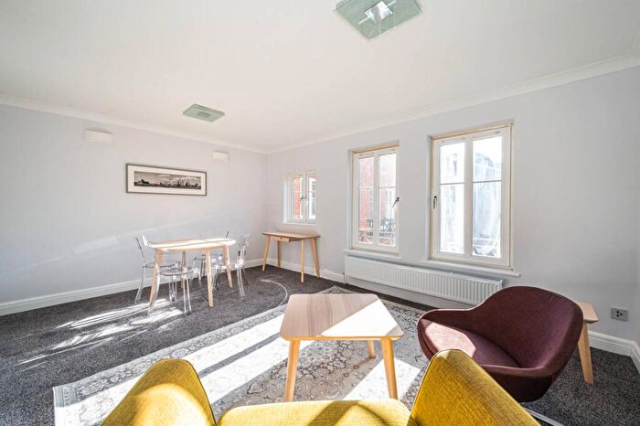 2 Bedroom Flat To Rent In Stalbridge Street, Marylebone, London, NW1