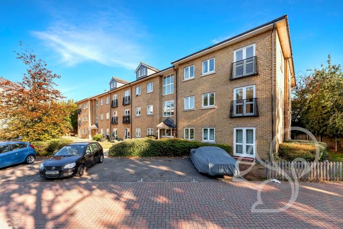 2 Bedroom Flat To Rent In Bloyes Mews, Clarendon Way, Colchester, CO1