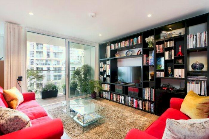 4 Bedroom Flat To Rent In Buckhold Road, London, SW18