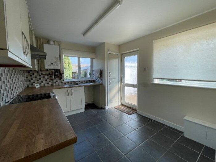 2 Bedroom Detached Bungalow For Sale In Maltings Drive, Harleston, Norfolk, IP20