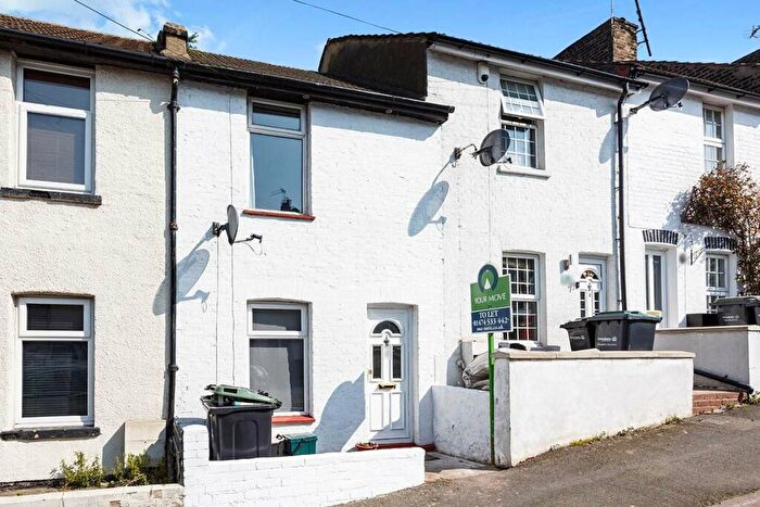 2 Bedroom House To Rent In Hamerton Road, Northfleet, Gravesend, Kent, DA11