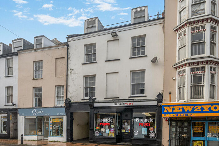 1 Bedroom Apartment For Sale In High Street, Ilfracombe, EX34