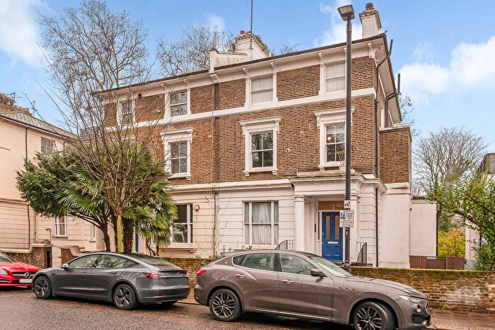 2 Bedroom Flat For Sale In Oval Road, London, NW1