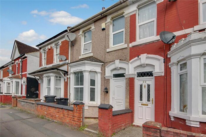 2 Bedroom Terraced House For Sale In Plymouth Street, Swindon, Swindon, SN1