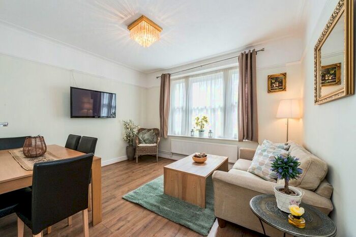 2 Bedroom Flat To Rent In Crawford Mansions, Crawford Street, London, W1H