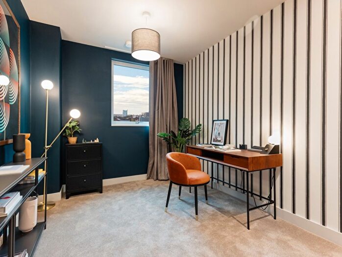 2 Bedroom Flat To Rent In New York, Quarry Hill, Leeds, LS2