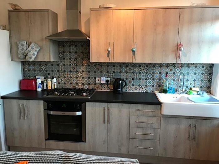 4 Bedroom House To Rent In Brudenell Road, Leeds, LS6