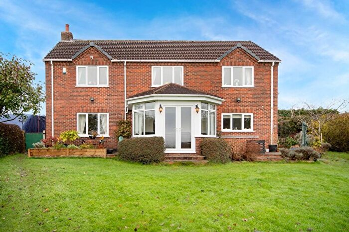 4 Bedroom Detached House For Sale In Station Road, Pilsley, Chesterfield, S45