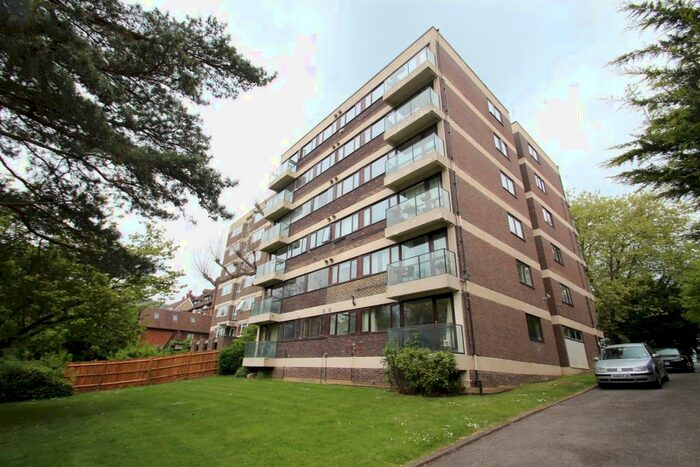 1 Bedroom Flat To Rent In Shepherds Hill, Highgate, N6