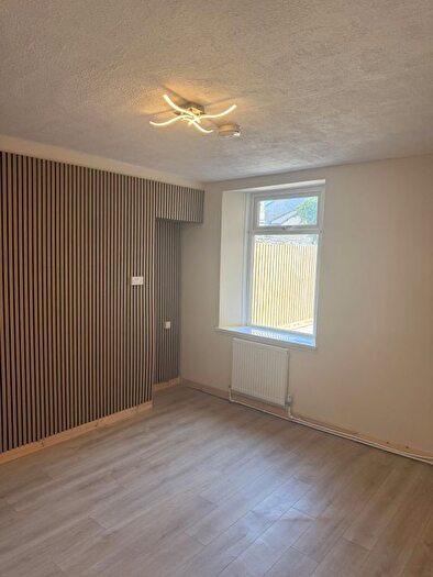 1 Bedroom Flat To Rent In Skewen, SA10